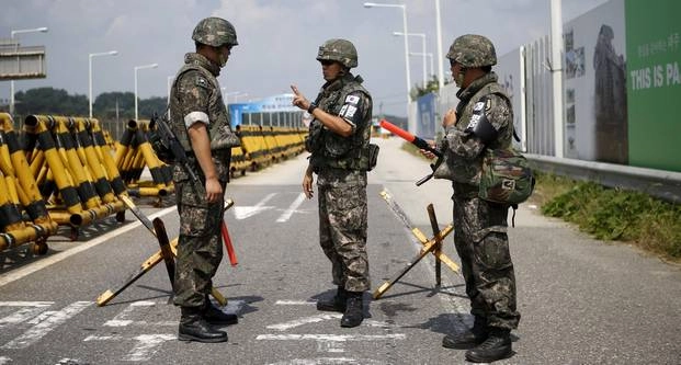 विवादित सीमा के पास द. कोरिया का नौसैनिक अभ्यास - South Korea navy drill