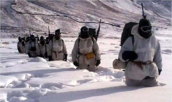 अब आम लोगों के लिए खोला जाएगा सियाचिन ग्लेशियर, सेना की चुनौतियों के बारे में जान सकेंगे लोग - Army plans to open Siachen Glacier for Indian citizens