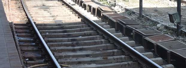 करीब 31 घंटे बाद दिल्ली-सहारनपुर रेलमार्ग यातायात के लिए बहाल - Delhi Saharanpur railroad