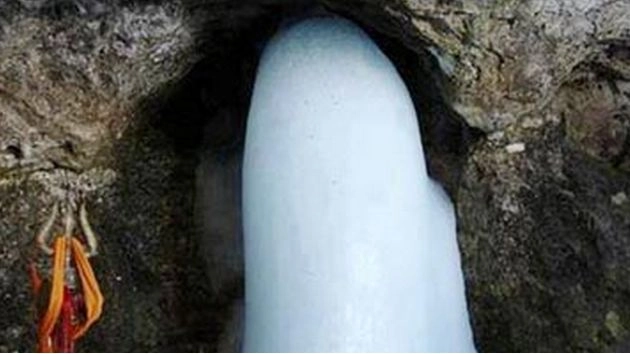 अमरनाथ गुफा में 11000 से अधिक श्रद्धालुओं ने दर्शन किए