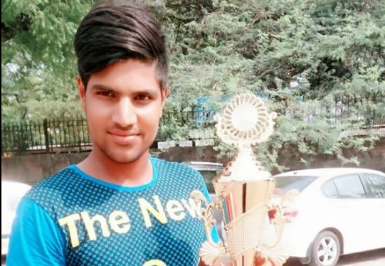 ललित यादव ने एक ओवर में मारे 6 छक्के - Cricketer Lalit Yadav, DDCA league