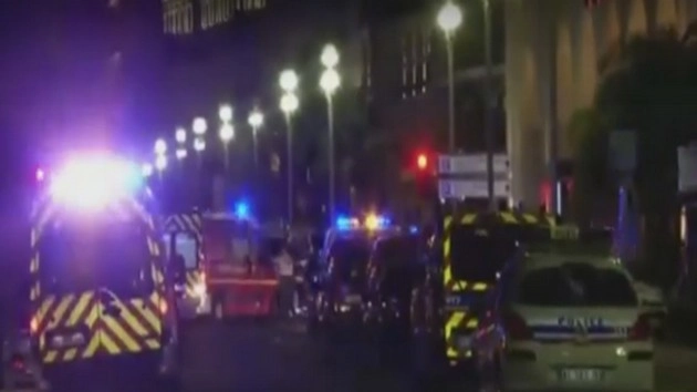 फ्रांस में ट्रक हमलावर की हुई औपचारिक पहचान - Nice