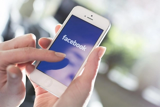 रातभर बंद रहे फेसबुक और इंस्टाग्राम, यूजर्स परेशान - facebook and instagram down