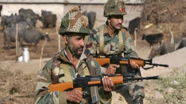 पाकिस्तान ने स्कूलों पर की गोलीबारी, भारतीय सेना ने बचाई 217 छात्रों की जान - Pakistan fired on schools, Indian army saved 217 students