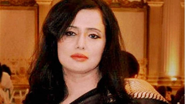 एक पाकिस्तानी महिला पत्रकार ने सिखाई केजरीवाल को देशभक्ति