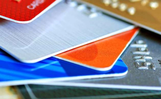 ब्रिटेन में क्रेडिट कार्ड के इस्तेमाल पर नहीं लगेगा शुल्क