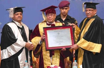 राष्ट्रपति प्रणब मुखर्जी 'डी लिट्' से सम्मानित - President Pranab Mukherjee, D. Lit degree