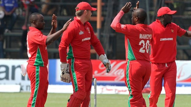 वेस्टइंडीज को 5 रन से हराकर जिंबाब्वे फाइनल में