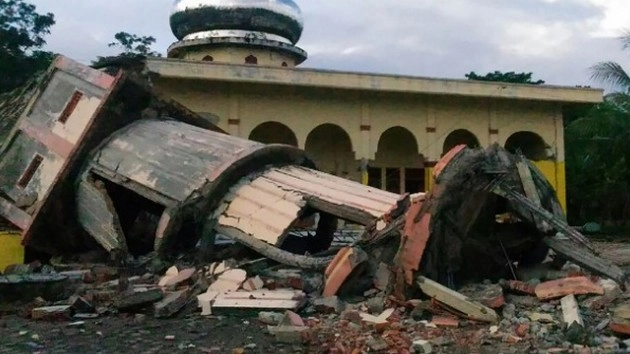 भूकंप से थर्राया इंडोनेशिया, 100 से ज्यादा लोगों की मौत