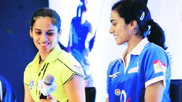 पीवी सिंधु और साइना एक-एक स्थान गिरीं - PV Sindhu, Saina Nehwal, World Badminton Rankings