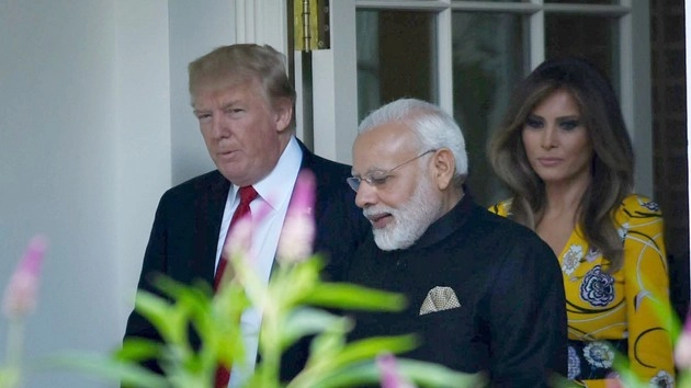 मोदी से प्रभावित हुए अमेरिकी राष्ट्रपति ट्रंप, बताया महान प्रधानमंत्री - Trump impressed with PM Modi, says great
