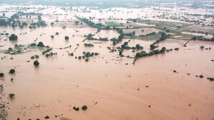 बिहार में बाढ़ से अब तक 514 की मौत
