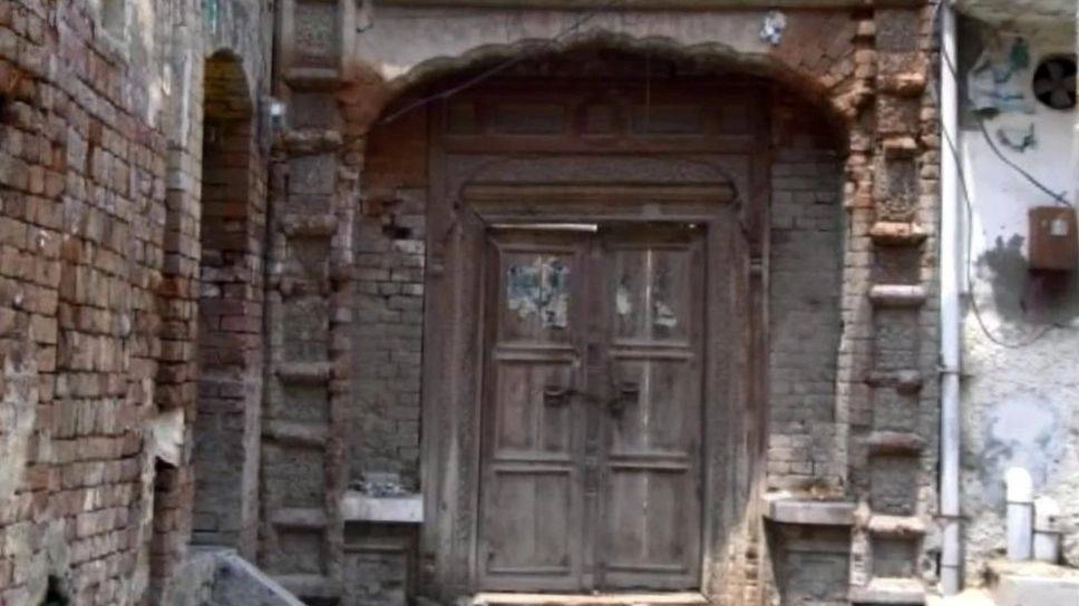 पाकिस्तान में हिंदुओं के घरों का क्या हुआ?
