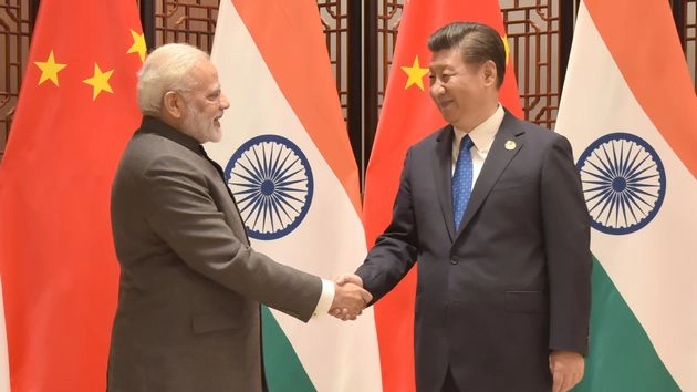 चीन में जिनपिंग से मिले मोदी, जानिए क्या हुई बात... - PM Modi in China