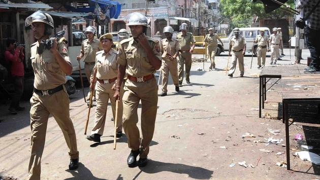 जयपुर में तीसरे दिन भी कर्फ्यू जारी