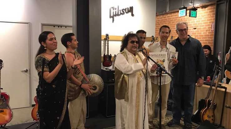 बप्पी लाहिरी का नया धार्मिक एलबम एलए में रिलीज