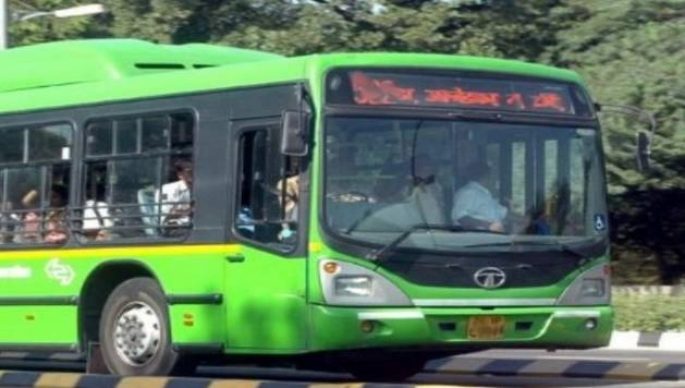 DDMA ने दी मेट्रो व बसों में खड़े होकर यात्रा की अनुमति - DDMA gave permission to travel standing in metro and buses