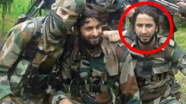 जम्मू कश्मीर में मुठभेड़ में सेना के दो जवान शहीद, एक आतंकवादी ढेर - Jammu Kashmir, terrorist outfit