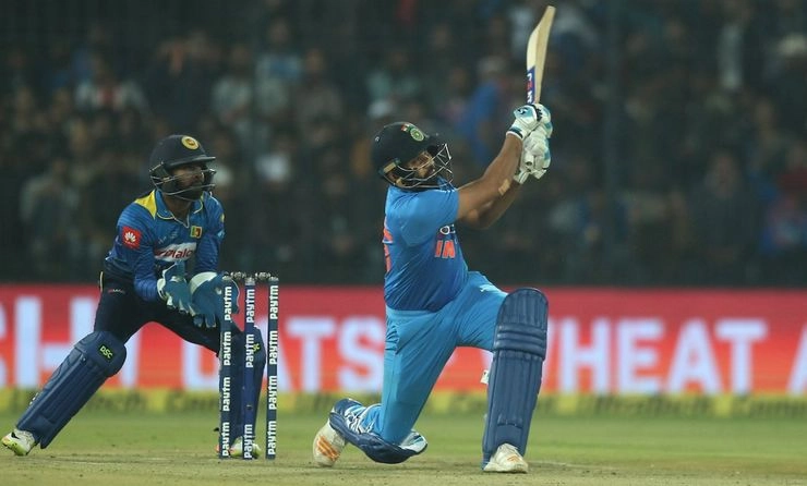 कोलकाता वनडे में सीरीज जीत के साथ रोहित के शतक का इंतजार खत्म करना चाहेगी टीम इंडिया - Rohit Sharma looks to end three year long wait of an ODI ton against Srilanka