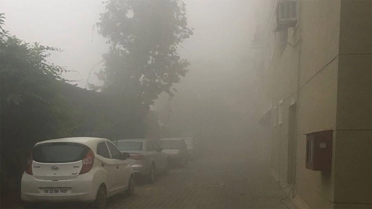 Pollution: उत्तर भारत में प्रदूषण की मार, दिल्ली में स्मॉग से लोग परेशान, आगरा तीसरा सबसे प्रदूषित शहर - pollution hit in north india