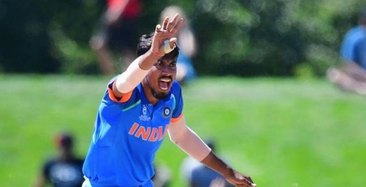 चोट के बाद भी इस क्रिकेटर ने दिलाई भारत को जीत - Ishaan Porrel Under-19 World Cup