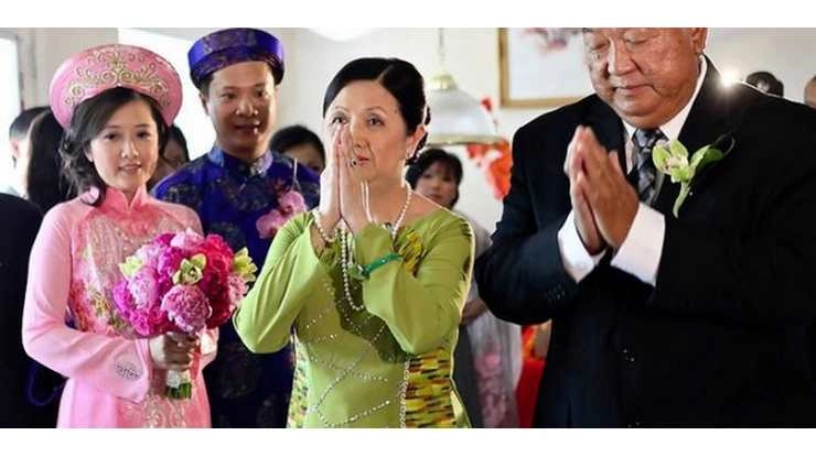 किराए पर दूल्हा, रिश्तेदार देने वाली कंपनियां - Groom for hire: The dark secrets of Vietnam’s strange wedding service