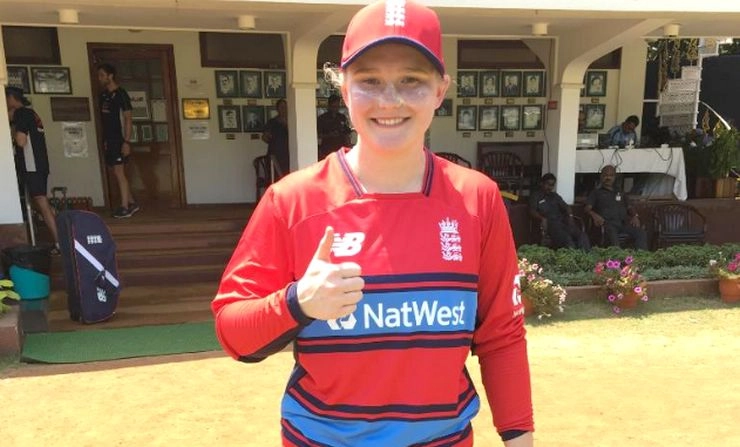 इंग्लैंड महिला टीम ने अभ्यास मैच में भारत 'ए' को 45 रन से हराया - England Women's Cricket Team, Practice Match
