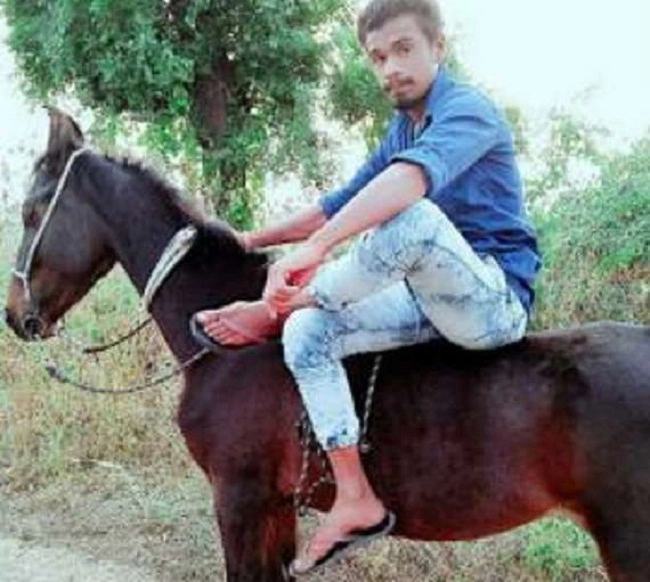 दलित को महंगी पड़ी घोड़े की सवारी, हत्या