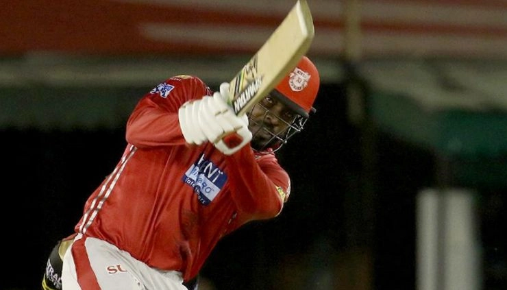 गेल के हाथों रशीद की धुनाई देख सहम गए गेंदबाज - Chris Gayle Kings eleven punjab IPL 2018