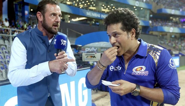 आईपीएल के मैच से पहले सचिन को मिला 'सरप्राइस गिफ्ट'
