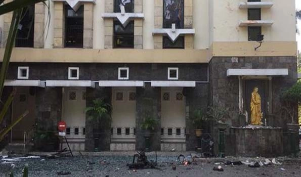 इंडोनेशिया में चर्चों पर आत्मघाती हमले, 11 की मौत