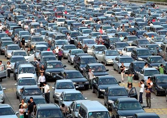 पेट्रोल मूल्यवृद्धि के खिलाफ लाखों कारों की कतार का सच - cars against petrol hike
