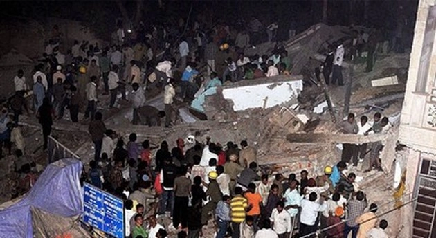 गाजियाबाद में 5 मंजिला इमारत गिरने से दो की मौत, 9 घायल