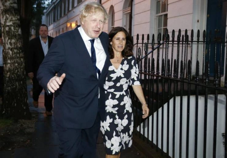 ब्रिटिश PM बोरिस जॉनसन ने दूसरी पत्नी को दिया तलाक, मंगेतर से रचाएंगे शादी - boris johnson has become the first british prime minister to divorce while in office