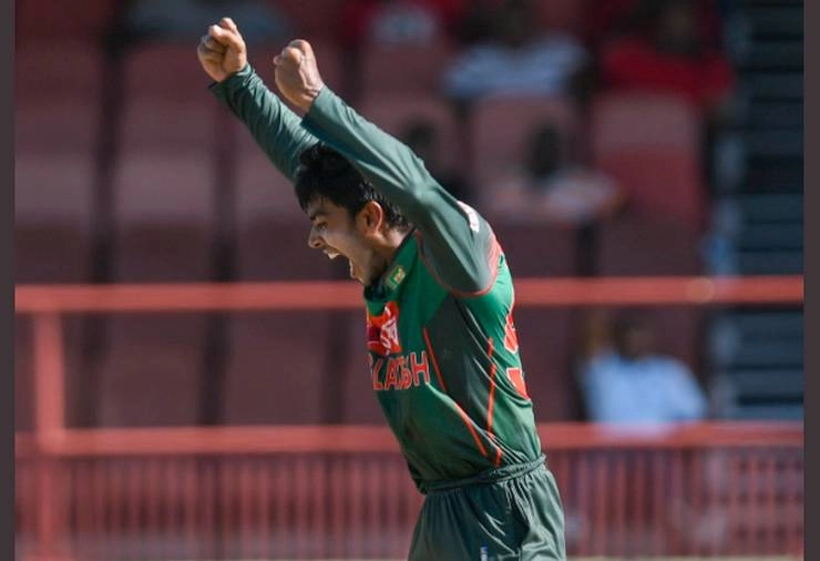दूसरे वनडे में भी मेहंदी ने उतारा भारतीय गेंदबाजों का रंग, शतक ठोक कर बांग्लादेश को पहुंचाया 270 पार - Mehidy Hasan Miraz maverick rescues Bangladesh to a modest total in Second ODI