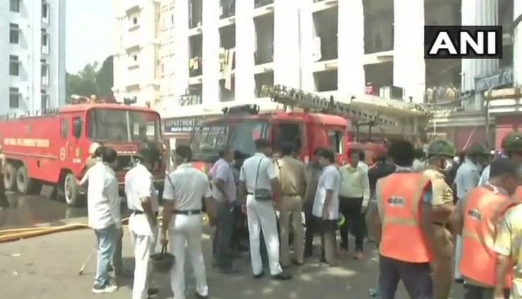 कोलकाता मेडिकल कॉलेज परिसर में आग, 250 मरीजों को सुरक्षित स्थानों पर पहुंचाया