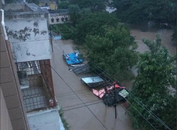 ओडिशा में चक्रवाती तूफान 'तितली' ने मचाई तबाही, 60 लाख से ज्यादा लोग प्रभावित