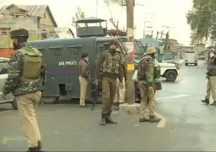 जम्मू पुलिस को बड़ी सफलता, 2 आतंकी गिरफ्तार, हथियार एवं गोला-बारूद जब्त - 2 terrorists arrested in Jammu