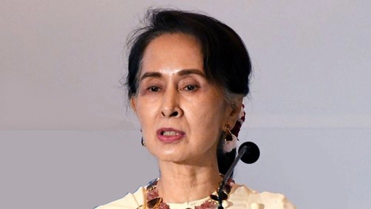 आंग सान सू की को 4 साल की जेल, सेना के खिलाफ असंतोष भड़काने के मामले में दोषी करार - Aung San Suu Kyi : Myanmar court sentences ousted leader to 4 years jail
