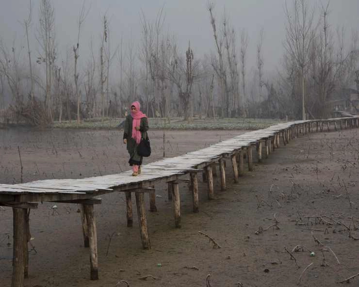 जम्मू कश्मीर में भयानक सर्दी ने तोड़े सभी रिकार्ड