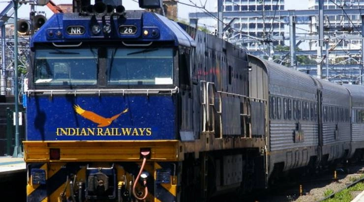 हिमालयन क्वीन का डिब्बा पानीपत में पटरी से उतरा - Himalayan Queen train box landed on track