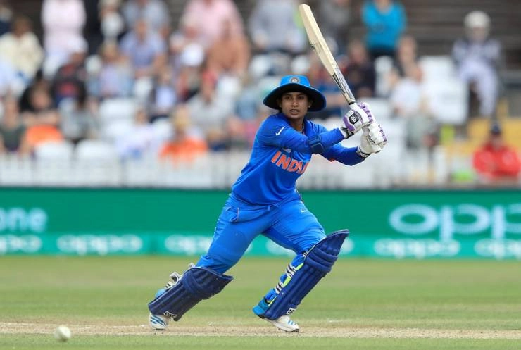 महिला क्रिकेट में मिताली का राज, 10 हजार रन पूरी करने वाली पहली भारतीय बल्लेबाज बनी - Mitali Raj becomes first india batsman to score 10K intl runs