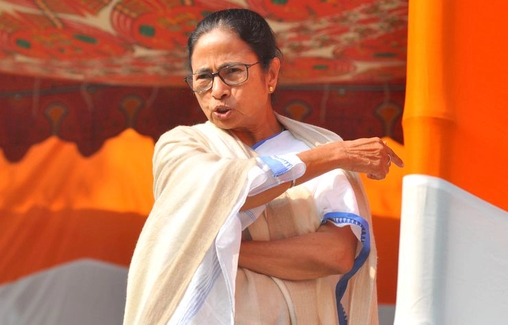 Bengal Assembly Election 2021: दीदी का बड़ा आरोप, कहा- तो फिर सिर्फ मोदी की   झूठ की फैक्टरी बची रहेगी - Mamta Banerjee's big charge on Modi government