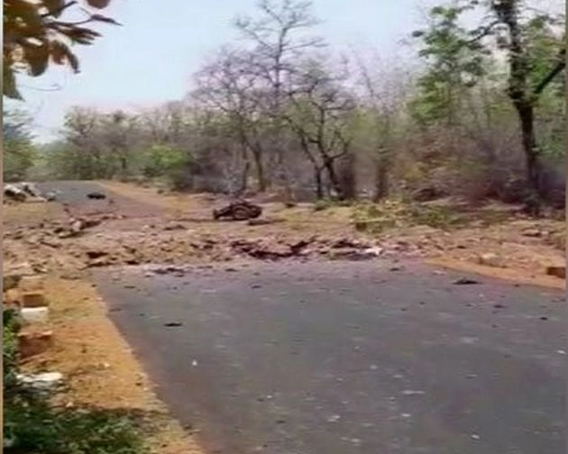 छत्तीसगढ़ के नारायणपुर में मुठभेड़, 8 नक्सली ढेर - encounter in chhatisgarh narayanpur, 8 naxallites killed