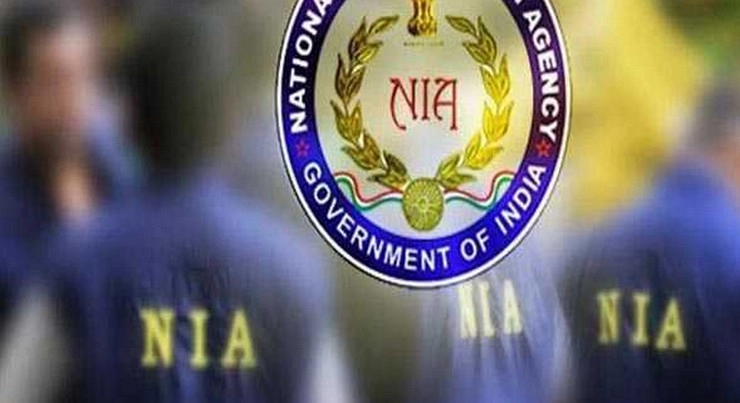 NIA  | NIA ने अपराध शाखा में सचिन वाजे के दफ्तर की तलाशी ली, अन्य पुलिसकर्मियों से पूछताछ