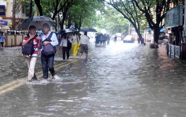 मध्यप्रदेश में अनेक स्थानों पर 48 घंटों में भारी बारिश की चेतावनी - Weather update : Heavy rain threat in Madhya pradesh