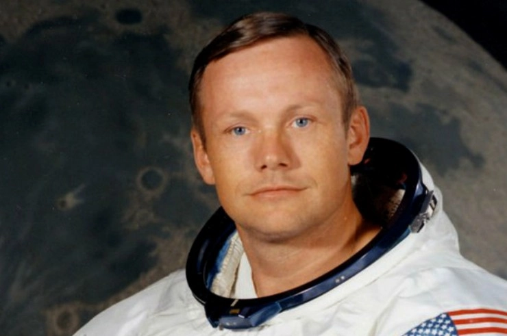जब चांद पर नील आर्मस्ट्रॉन्ग की धड़कनें तेज़ हो गईं - Neil Armstrong
