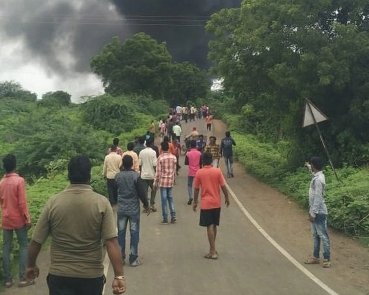 धुले में केमिकल फैक्ट्री में भीषण विस्‍फोट, 14 लोगों की मौत, 60 से ज्यादा घायल - Blast in chemical factory in Dhule