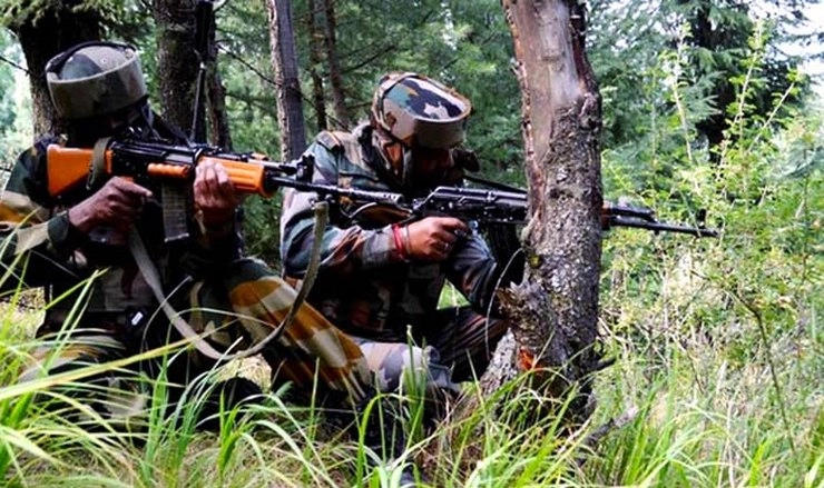 जम्मू-कश्मीर के अनंतनाग जिले में मुठभेड़ में 2 आतंकवादी ढेर