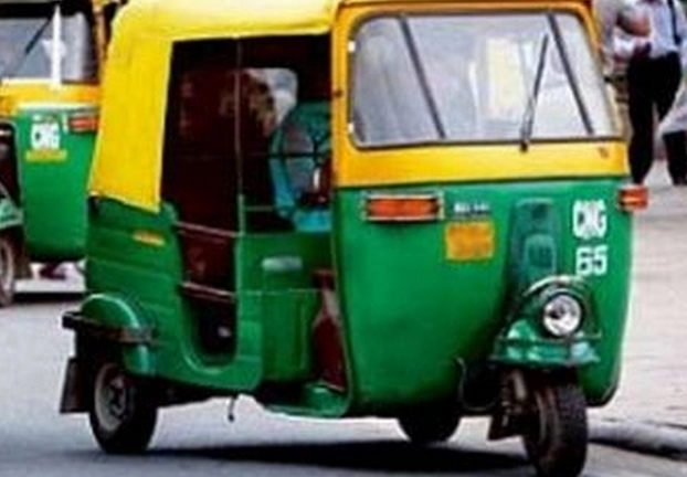 दिल्ली में महंगा हुआ ऑटो-टैक्सी का सफर, जानिए कितना बढ़ा किराया - fare of auto taxi increased in delhi